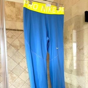 Nike capris